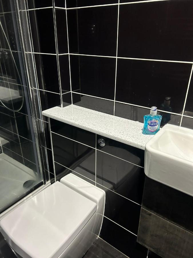 Twin Room With En-Suite EDI Exterior photo